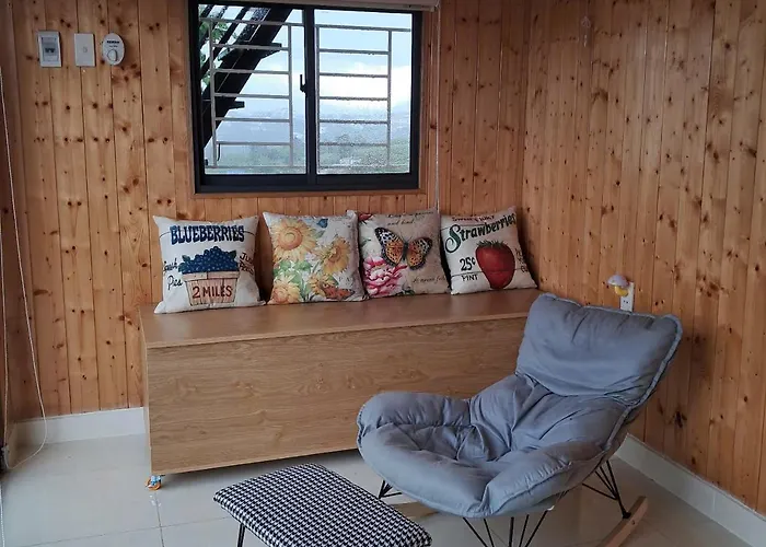 Homestay Container Bee Home Di Linh